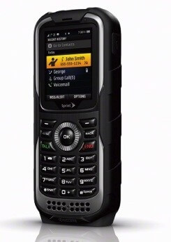Kyocera выпустила ультраэкстремальный телефон DuraPlus. Фото.