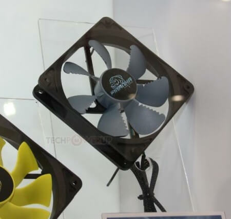 [Computex 2012] Akasa также показала вентиляторы Piranha с зазубренными лопастями. Фото.