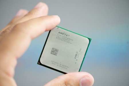 AMD готовит к выходу два новых процессора серии FX. Фото.