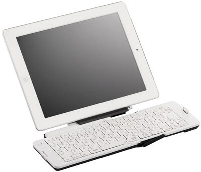 Компактная Bluetooth-клавиатура Buffalo BSKBB03WH. Фото.