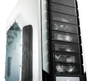 Cooler Master показала компьютерный корпус CM Storm Stryker - Hi-News.ru