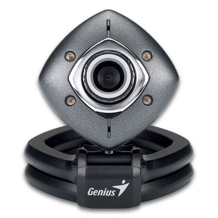 Веб-камера для полуночников Genius FaceCam 2025R. Фото.
