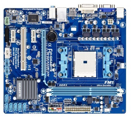 Gigabyte представила еще одну материнскую плату под процессоры AMD Llano. Фото.