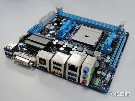 Gigabyte представила еще одну материнскую плату на чипсете A75. Фото.