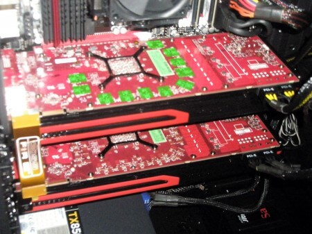 В Сети появились фотографии печатной платы видеокарты AMD Radeon HD 7900. Фото.