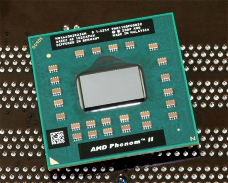 Phenom II X640 — самый мощный мобильный процессор от AMD. Фото.