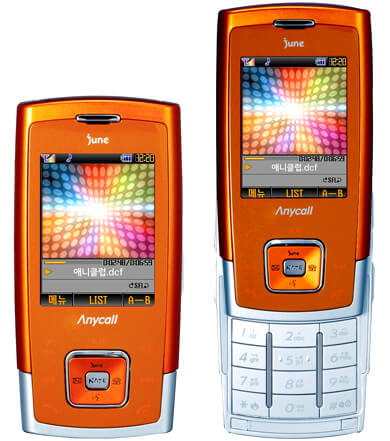 Новые цветовые решения Samsung SCH — V940. Фото.