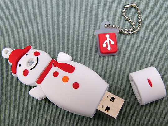 SolidAlliance SNOWMAN USB привод. Фото.