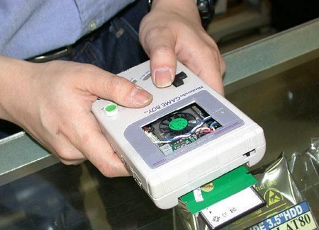 Вторая жизнь Gameboy’я. Фото.