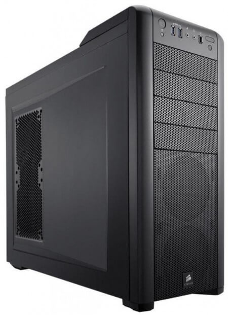 В продажу поступил компьютерный корпус Corsair Carbide Series 400R. Фото.