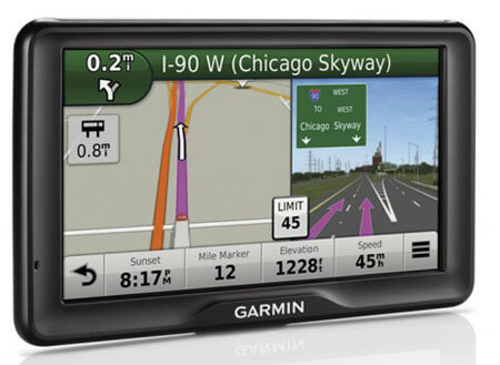 Навигатор Garmin dezl 760LMT для водителей грузовиков. Фото.