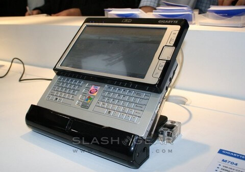 CeBIT 2008: Gigabyte M704 UMPC. Фото.