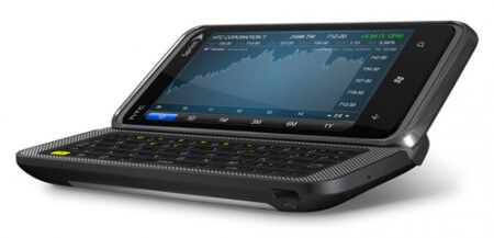 HTC 7 Pro поступает в магазины O2. Фото.