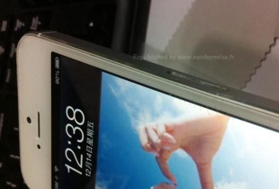 iPhone сбоку iPhone сбоку
