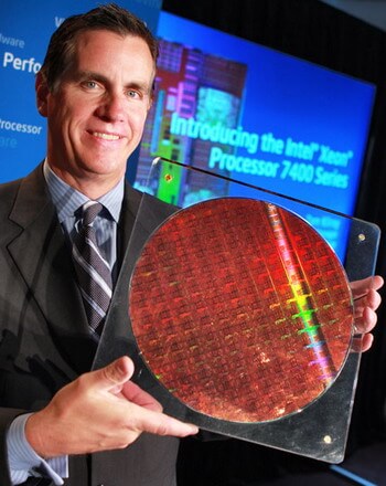 Intel представляет первые шестиядерные Xeon. Фото.