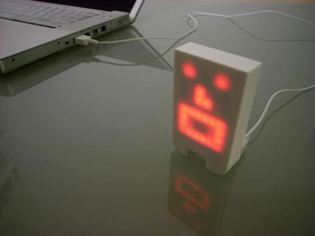 Tengu USB Tamagotchi от Solid Alliance. Фото.