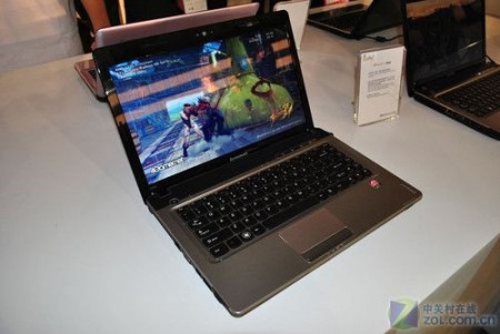Lenovo представляет IdeaPad Z460. Фото.