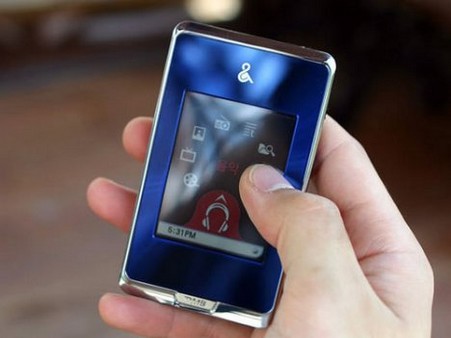 LG похвасталось DMB телевидением и своим PMP. Фото.