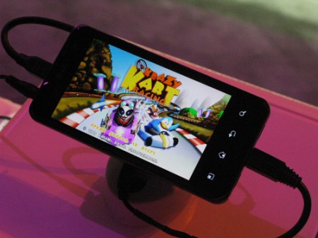LG готовит к выпуску смартфон с 3D экраном. Фото.