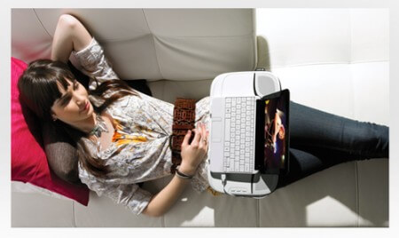 Logitech представляет Speaker Lapdesk 550. Фото.