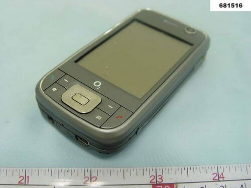 O2 XDA Zinc в продаже с января 2007. Фото.