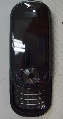 FCC одобрила телефон Pantech Duo 2 C820. Фото.