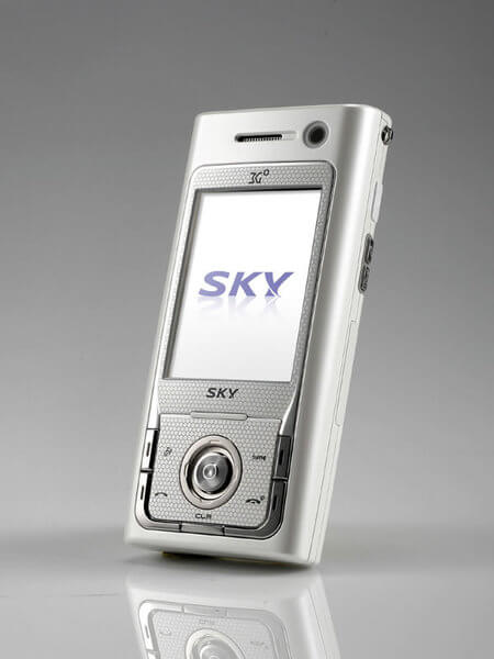 Sky IM-U210 HSDPA с T-DMB. Фото.