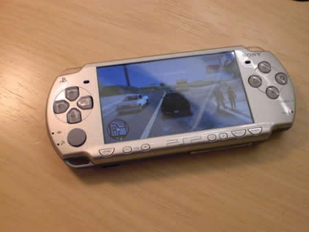 PSP, но тоньше. Фото.