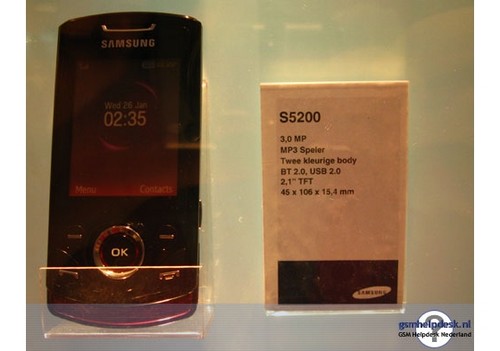 Samsung анонсирует слайдер среднего класса S5200. Фото.