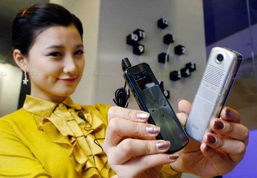 Samsung YP-VP1 — диктофон с камерой. Фото.