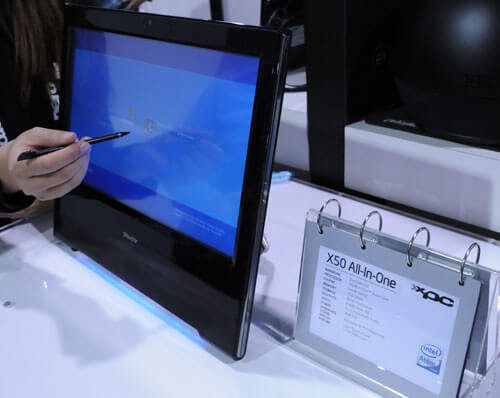 CES 2009: Shuttle X50 all-in-one PC. Фото.