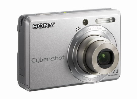 Скоро в продаже камера Sony Cyber-shot S730. Фото.