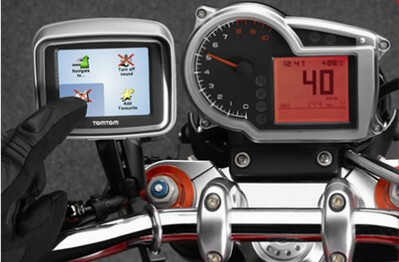 TomTom RIDER 2 — новая GPS для мотоциклистов. Фото.
