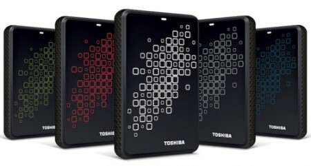 Toshiba добавляет новую серию накопителей Canvio 3.0. Фото.