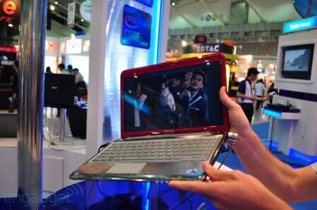 Computex 2010: новый ультратонкий ноутбук от Toshiba. Фото.