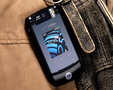 Motorola RAZR MAXX скоро в продаже. Фото.