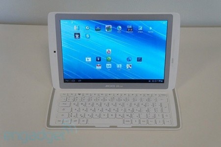 Стоимость планшета Archos 101 XS составит 400 долларов. Фото.
