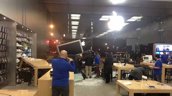Происшествие в Apple Store