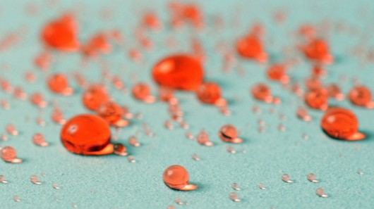 Суперзащитное нанопокрытие Ultra-Ever Dry. Фото.