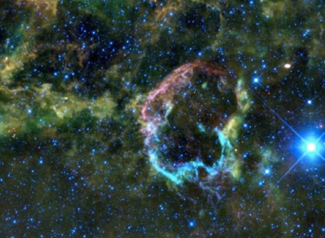 Доказано: космические лучи порождаются остатками сверхновых. Фото.