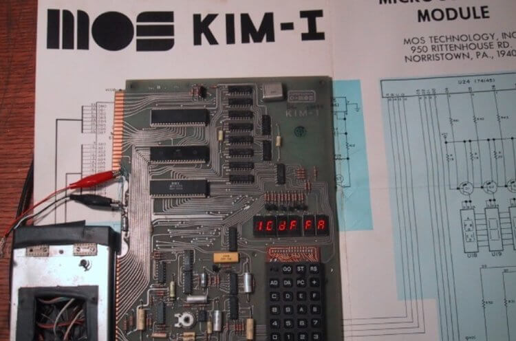 #чтиво | MOS KIM-1. Компьютер-«коммуникатор» 1976 года. Компьютер MOS KIM-1. Фото.