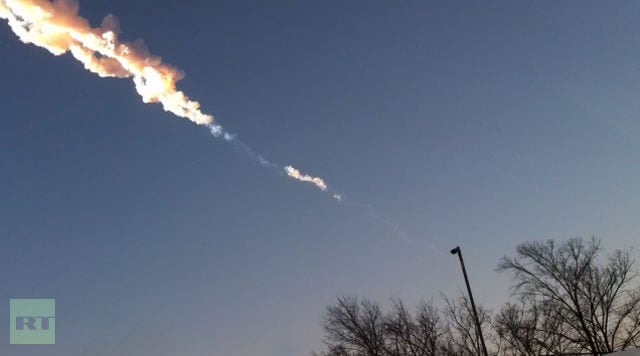 Новые подробности о метеорите над Челябинском. Фото.