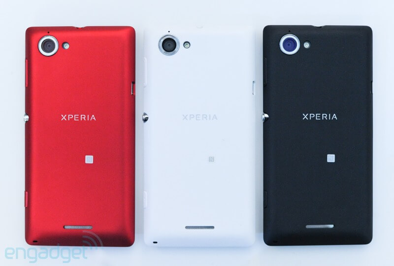 Официальный анонс смартфонов Xperia SP и Xperia L: Sony наносит двойной удар. Фото.