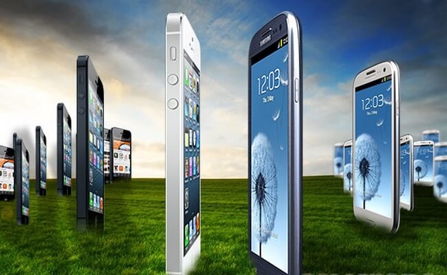 Соотношение продаж Apple iPhone и Samsung Galaxy за последние три года. Фото.