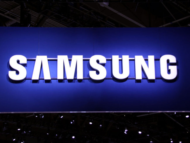 Samsung готовит «народный» смартфон Galaxy Pocket Neo. Фото.