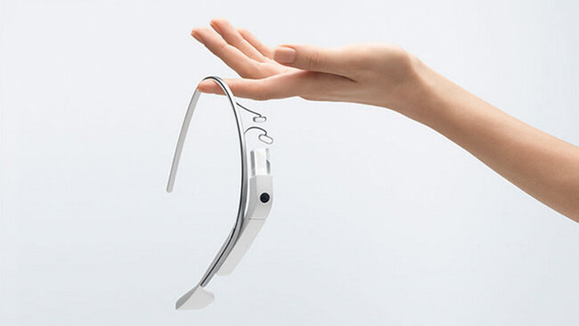 Google Glass — всего лишь смартфон в новом форм-факторе. Фото.