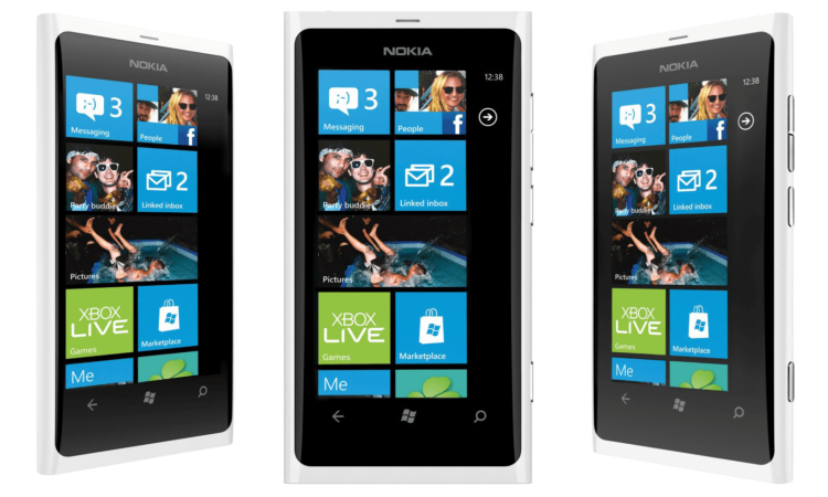 White-Nokia-Lumia-800