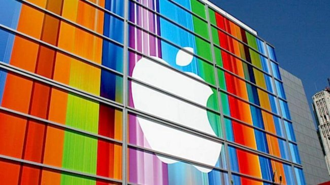 Apple готовится к производству следующих двух iPhone. Фото.