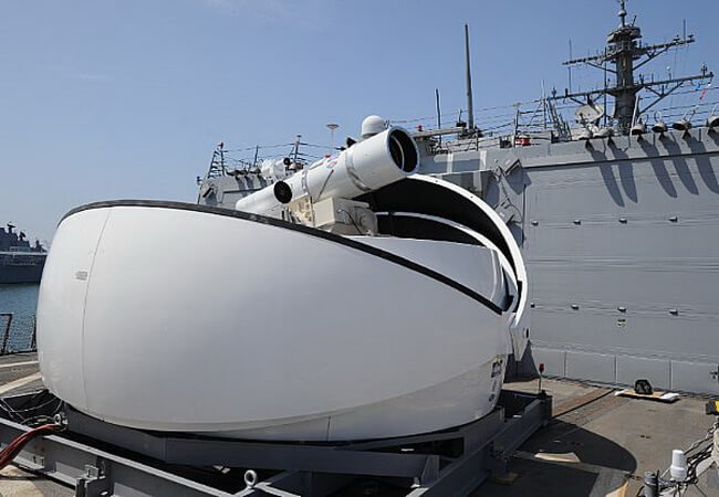 ВМФ США оснастит свои корабли лазерными пушками. Фото.