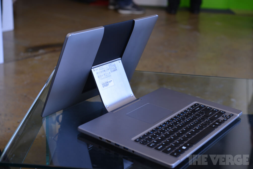 acer-aspire-a7-hands-3on10_1020_verge_super_wide